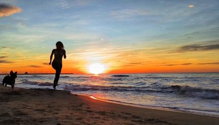 Amanecer en la playa de Calafell.