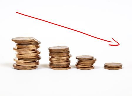 Otra de las dudas más recurrentes es si esta reducción de jornada va a ir aparejada de una reducción salarial