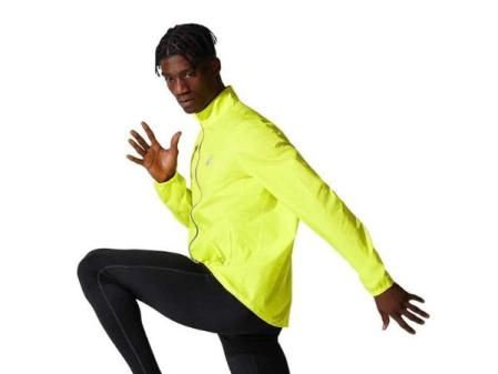 Chaqueta ASICS de color fluorescente