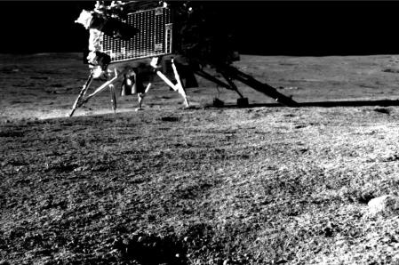 Esta fotografía muestra la nave Vikram posada sobre la superficie lunar, en agosto de 2023
