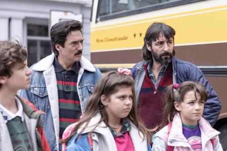 Fotograma de 'Los aitas' de Borja Cobeaga