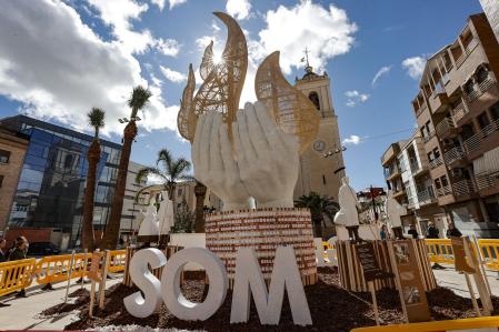 La falla de Paiporta plantada el pasado día 9 de marzo en Paiporta&nbsp;