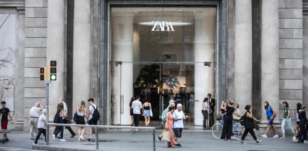 Tienda de Zara en el paseo de Gràcia de Barcelona