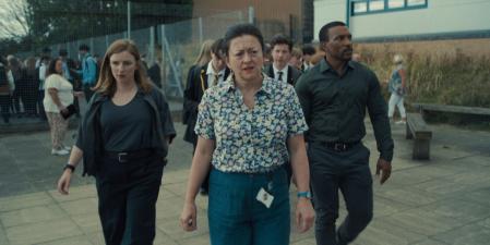 ¡Cómo se mueve la cámara por la escuela!