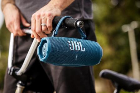 JBL Charge 6