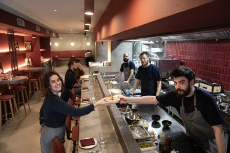 El Suru Bar, de Carles Morote, Gemma López y Sergi Puig, en el Eixample. Todos ellos trabajaron en el Gresca