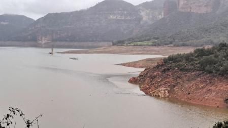 Pantano de Sau, al 39%.