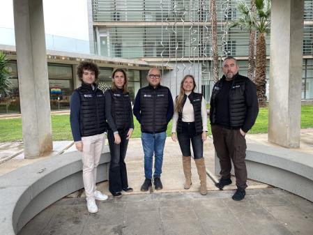 De izquierda a derecha, los investigadores de VRAIN de la UPV, Antoni Mestre, Manoli Albert, Vicente Pelechano, Miriam Gil y Joan Fons&nbsp;
