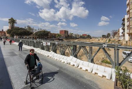 Pasarela provisional del Ejército, en Picanya