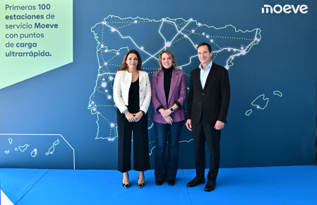 sabel Gorgoso, directora de New Mobility; María José Aparicio, representante del Ayuntamiento de Madrid y Pierre-Yves Sachet, director de Mobility &amp; New Comerce