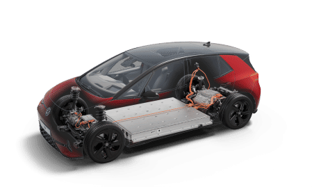 El nuevo Volkswagen ID.3 GTX con sus baterías vistas debajo del habitáculo&nbsp;