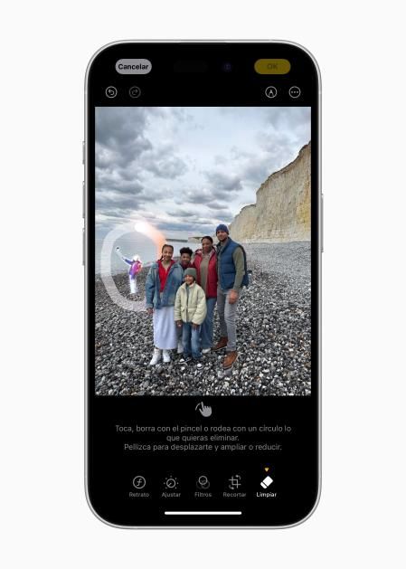 Borrado de personas u objetos en las fotos con la función Limpiar dentro de las opciones de edición de imágenes 