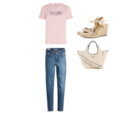 Look sencillo y cómodo de vaqueros y camiseta
