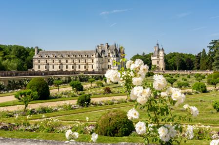 Castillo de Chenonceau y sus jardines en el Valle de Loira