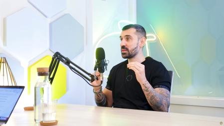 Marc Romera, CEO de Elite Fitness y experto en nutrición científica y metabolismo, habla sobre la importancia de encontrar un equilibrio en nuestra alimentación y estilo de vida.