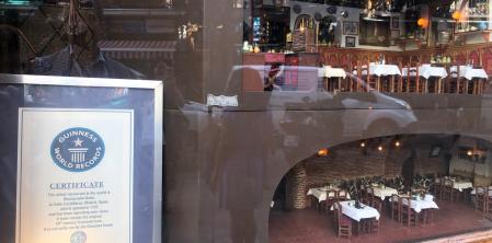 La vidriera y el certificado Guinness