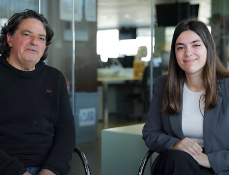 Narcís Serrat y Gisela Fernández.