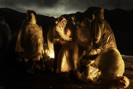 FInalista del World Press Photo, 'Cruce nocturno', de John Moore