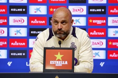 Manolo González, en la rueda de prensa previa al partido contra el Getafe.