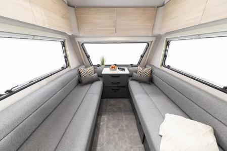 Así es la equipada caravana que ofrece un cuidado habitáculo.