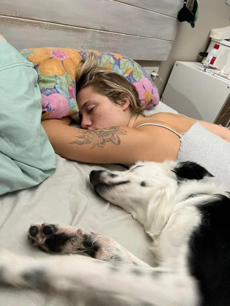 Fiona comparte su vida con Max