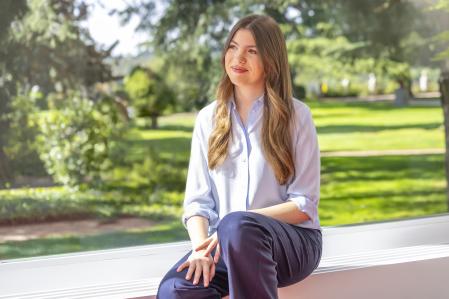 La infanta Sofía, en otra de las fotografías hechas públicas por la Zarzuela con motivo de su 18º cumpleaños&nbsp;