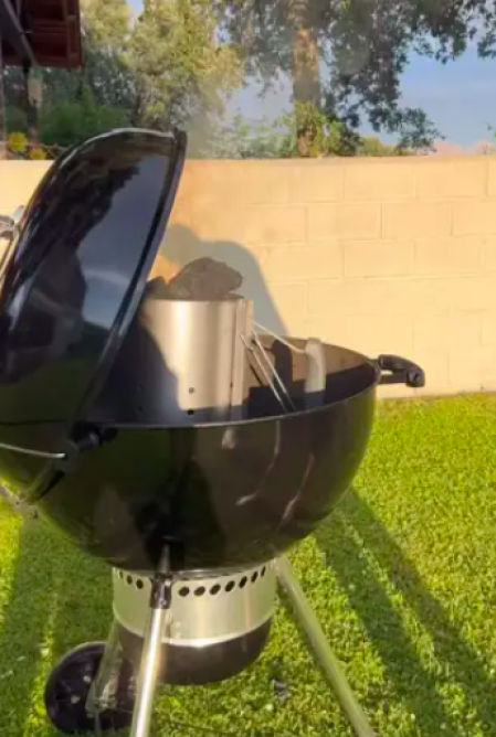 La barbacoa que Dani tiene en su jardín.