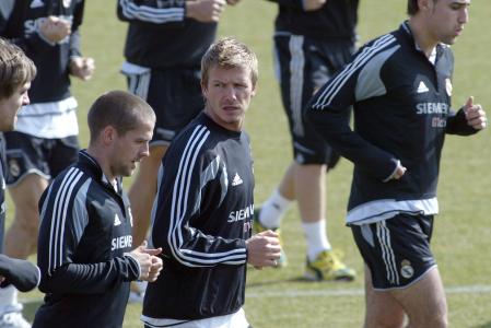David Beckham con Owen entrenando con el Real Madrid en el 2005