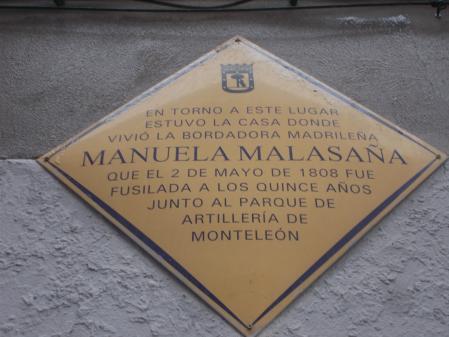 Placa en recuerdo de Manuela Malasaña.