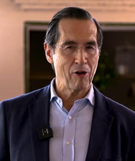 Puig: “Creemos que no merecemos ser felices. Por eso autoboicoteamos la felicidad”.