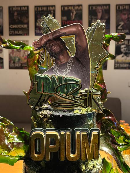 El pastel que Diego Mejía ofreció a Travis Scott