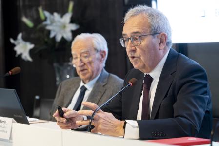 El director de Investigación del Ivie, Francisco Pérez, en la presentación el martes en Sevilla