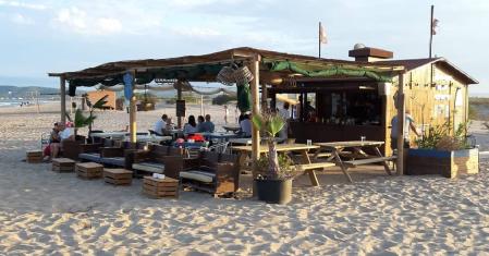 Blue Monkey’s, en l’Estartit, presume de un ambiente familiar pese a encontrarse en uno de los epicentros del turismo veraniego en Catalunya