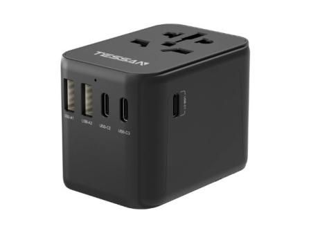 Adaptador enchufe universal TESSAN