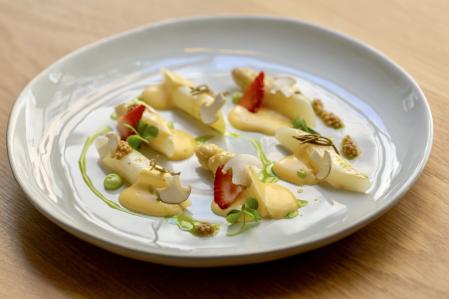 Bearnesa ahumada e hinojo marino