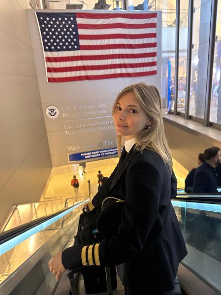 Savina Paül, piloto de avión de largo recorrido