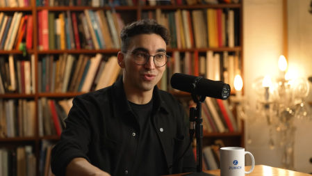 Carlos Galán,  experto en libertad financiera, inversión y educación económica.