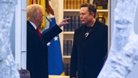 Donald Trump y Elon Musk en una fotografía captado en marzo en Mar-a-Lago. (Photo by ROBERTO SCHMIDT / AFP)