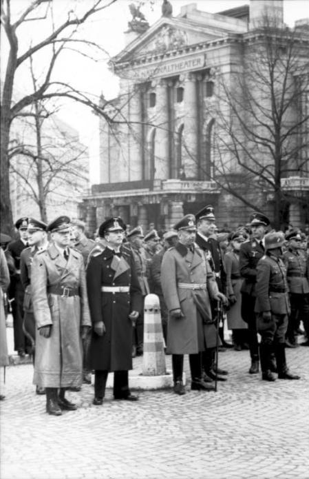 Oficiales nazis en Oslo, en 1940