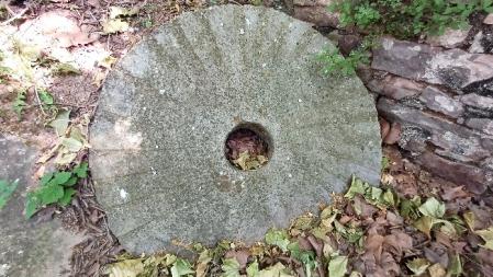 Antiguo molino de la Riera de Mura.