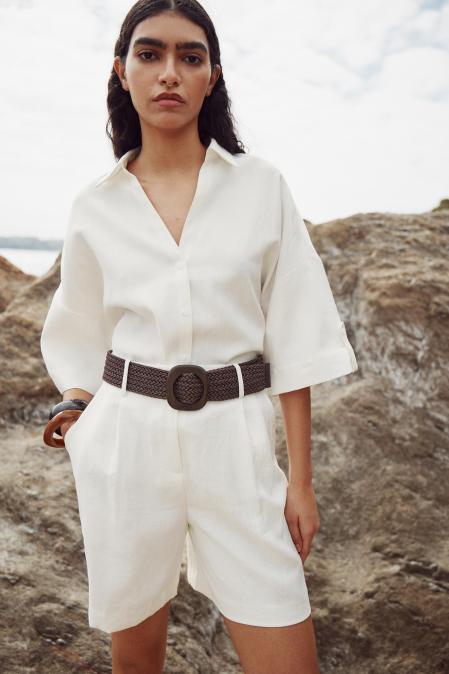 Bermudas con pinzas de Zara (25,95 euros). Disponibles en varios tonos