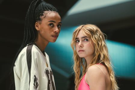 Nira Osahia, Clara Galle.