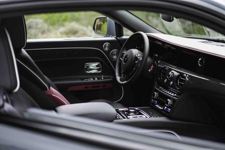 Rolls-Royce Black Badge Spectre
