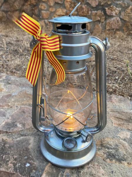 Flama del Canigó en L'Escala.