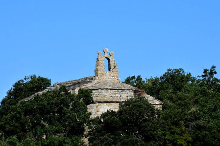 Iglesia de Sant Pere Savella del siglo XII.