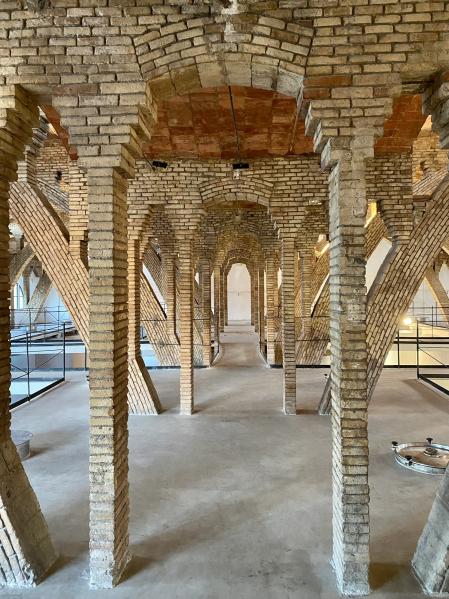 La Cooperativa de Gandesa es considerada hoy como una de las Catedrales del vino