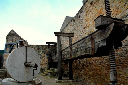 La familia Potau esta documentada a Sarral durante los siglos XVII y XVIII.