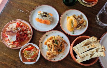 Los entrantes son de base tradicional