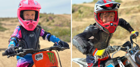 Alisse (izquierda) y Markus, hijos de Carlos Baute, reciben clases de motocross