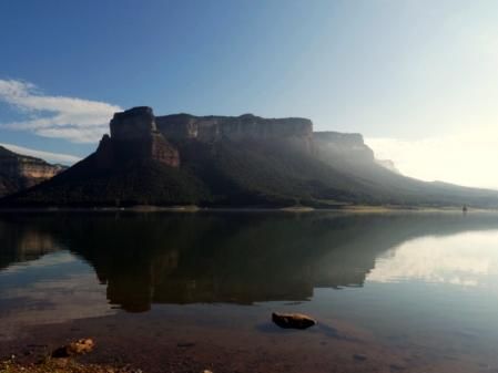 Vista del pantano de Sau.